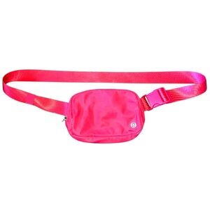 Lululemon Accessories Belt Bag IL small (F)